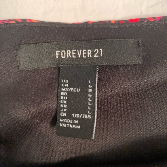 Forever 21 Floral Skirt - Picture 2 of 4